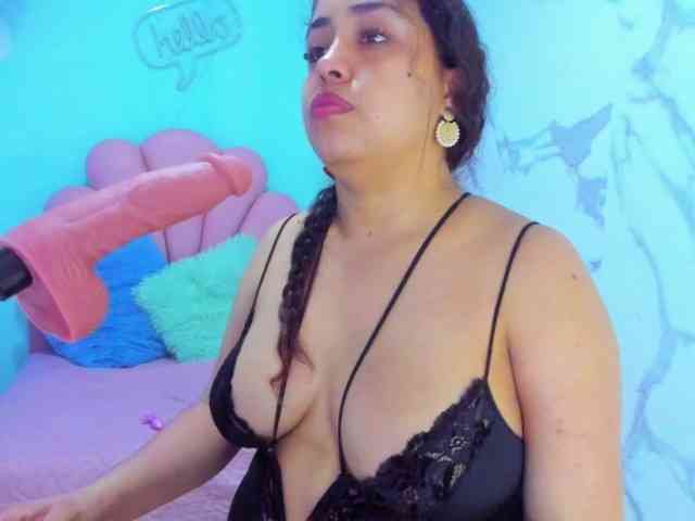 cristal-horny19 webcam
