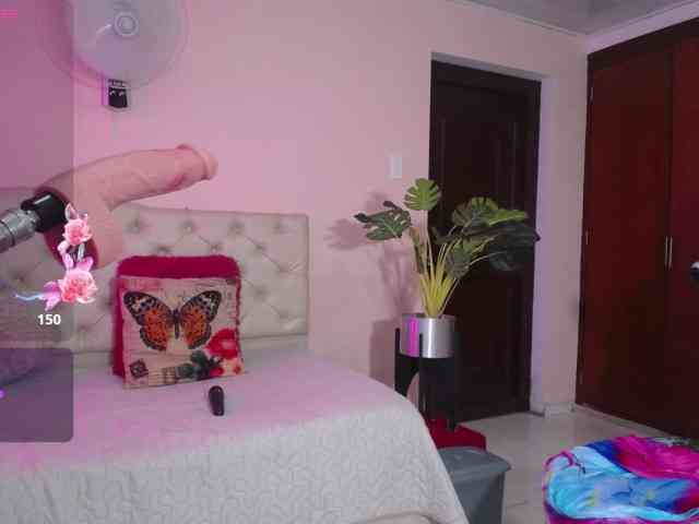 cristal-horny19 webcam