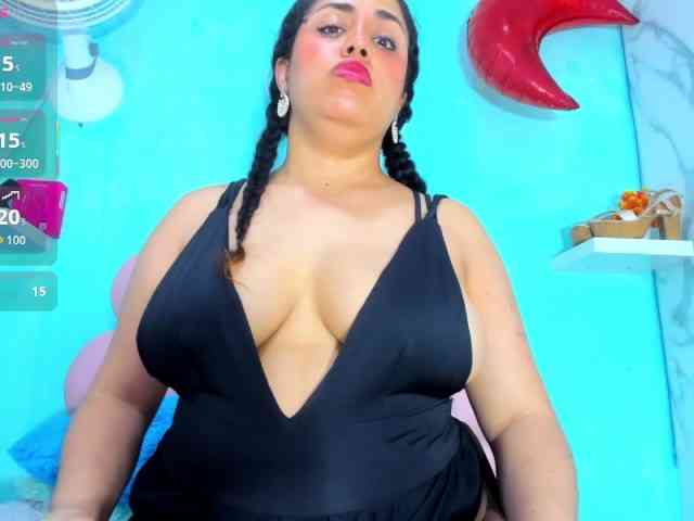 cristal-horny19 webcam