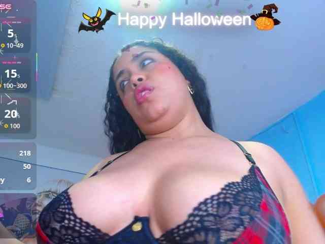 cristal-horny19