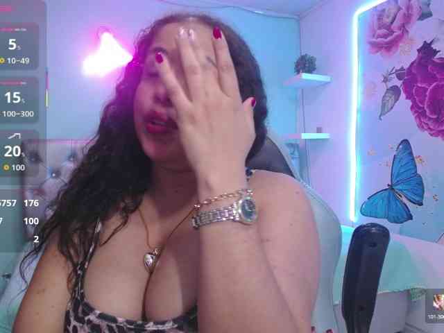 cristal-horny19 webcam