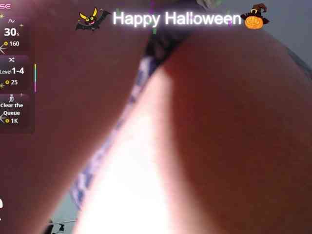 cristal-horny19