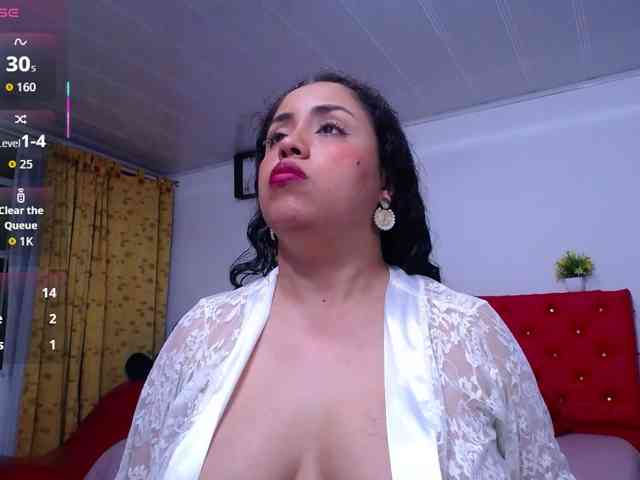 cristal-horny19 Live Webcam on BongaCams