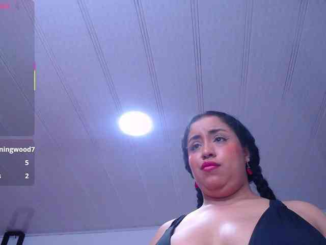 cristal-horny19 webcam
