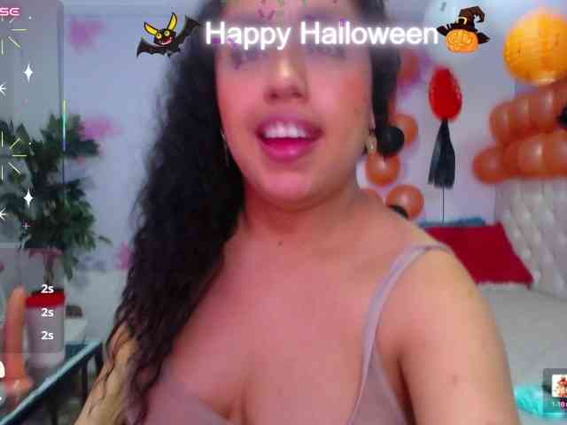 cristal-horny19