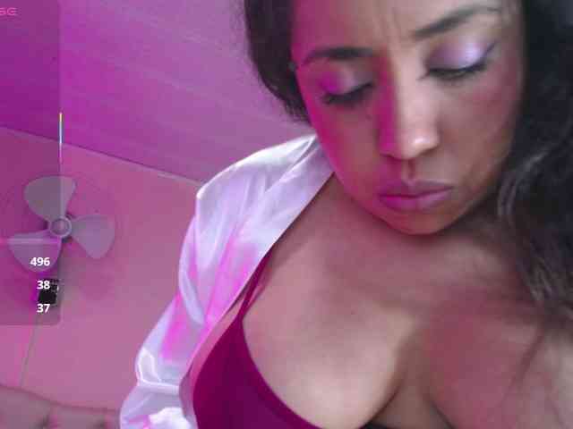 cristal-horny19 webcam