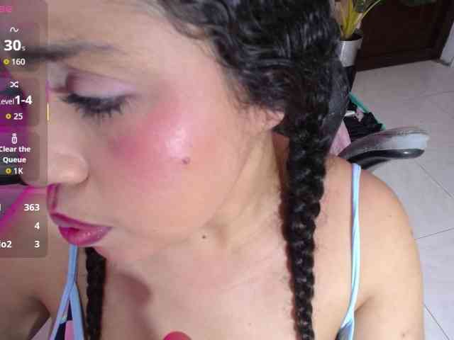 cristal-horny19 webcam