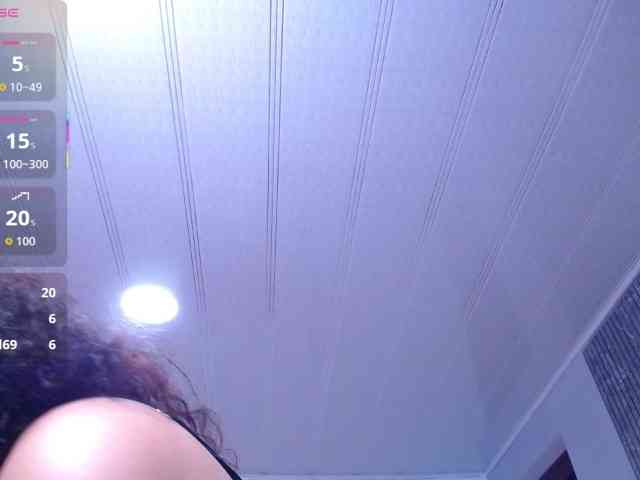 cristal-horny19