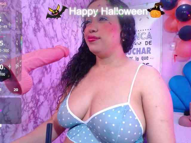 cristal-horny19