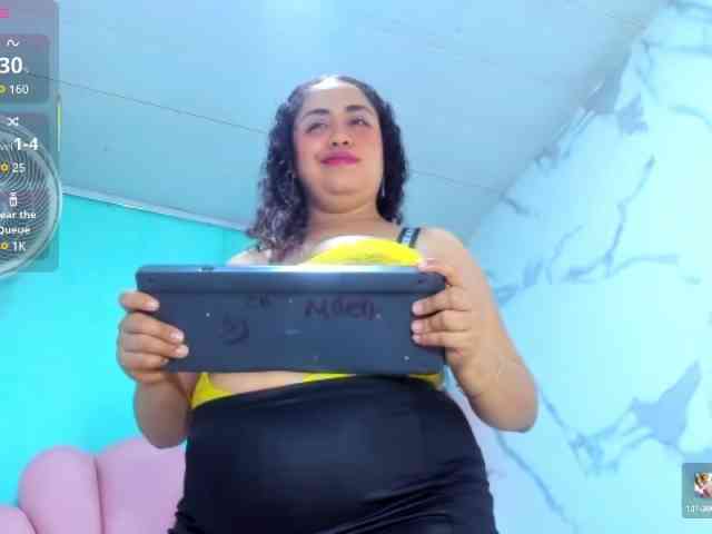 cristal-horny19 webcam
