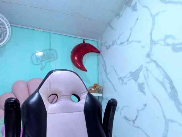 cristal-horny19 webcam