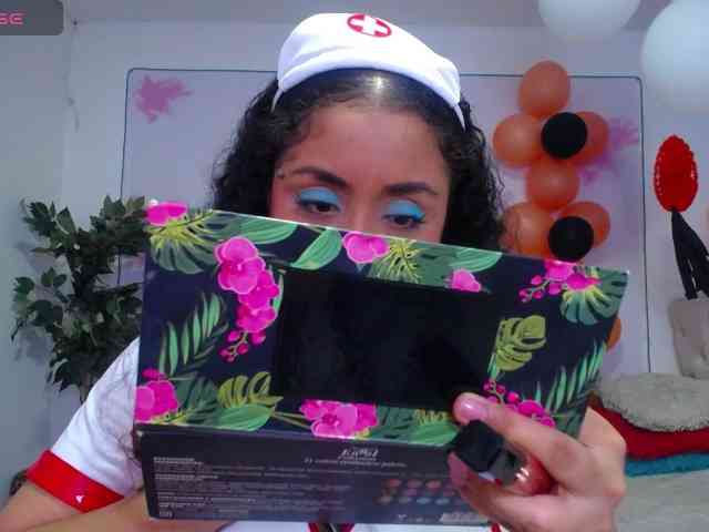 cristal-horny19