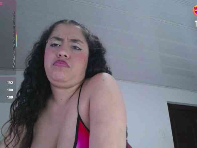 cristal-horny19