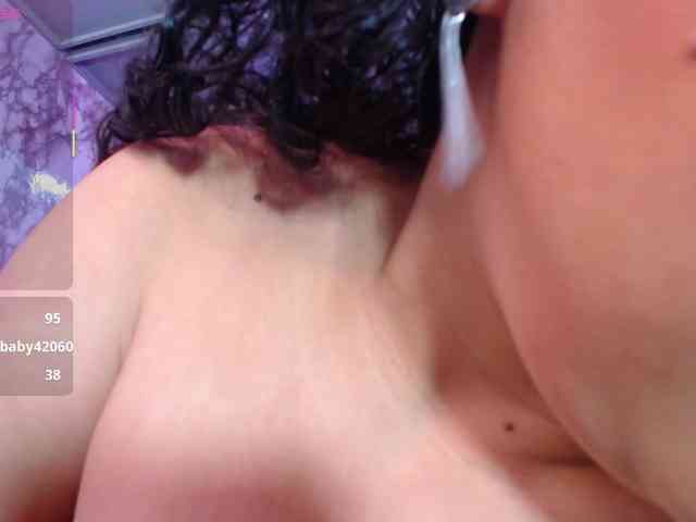 cristal-horny19
