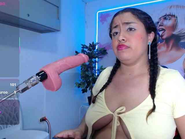 cristal-horny19