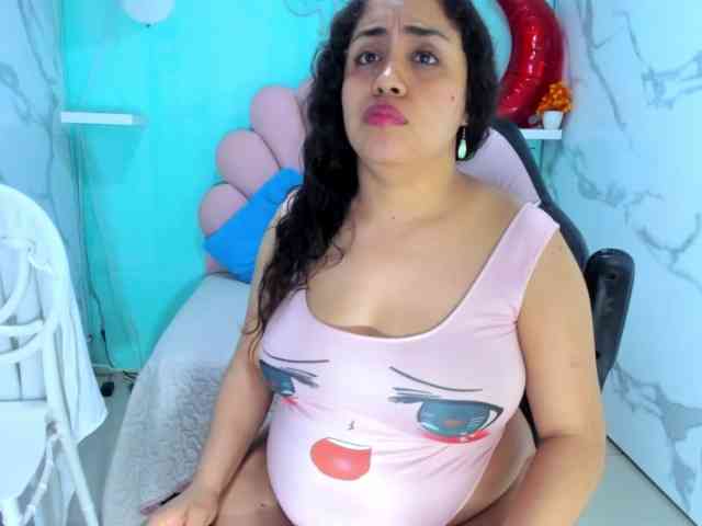 cristal-horny19 webcam