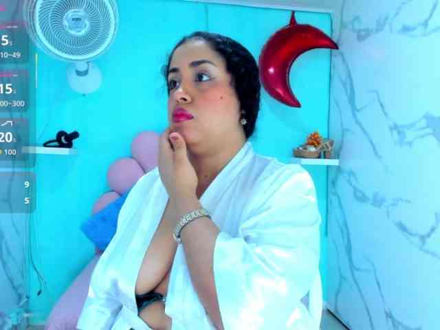 cristal-horny19 webcam
