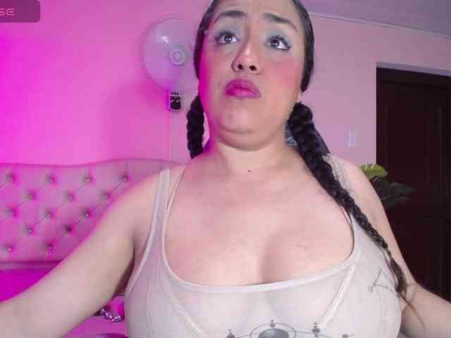 cristal-horny19 webcam