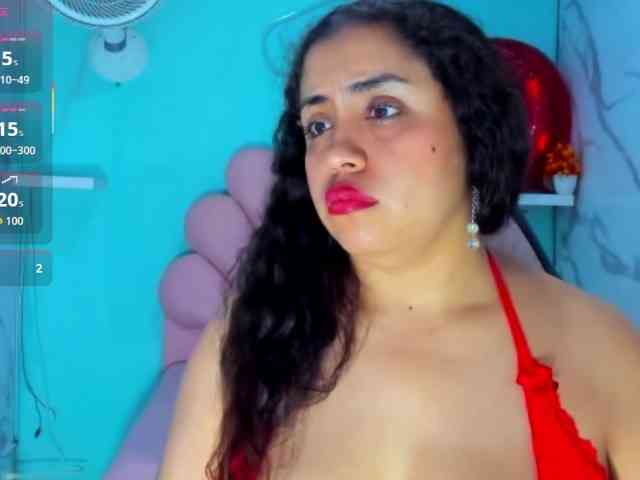 cristal-horny19 webcam