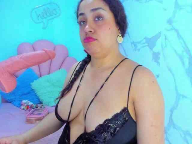 cristal-horny19 webcam