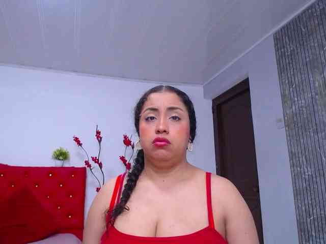 cristal-horny19 webcam