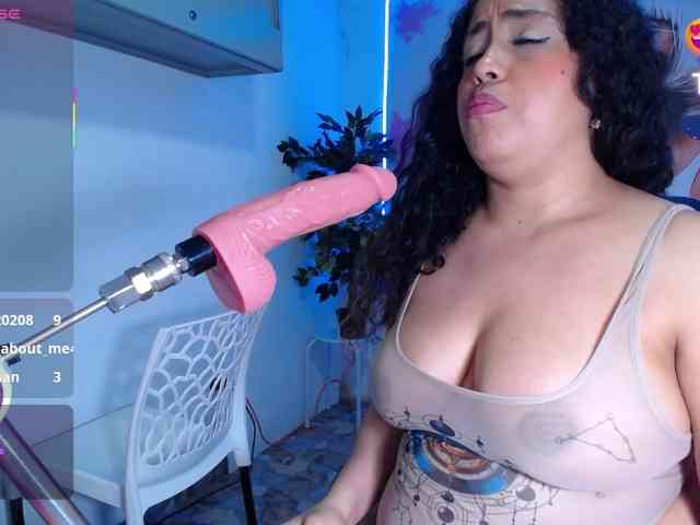 cristal-horny19