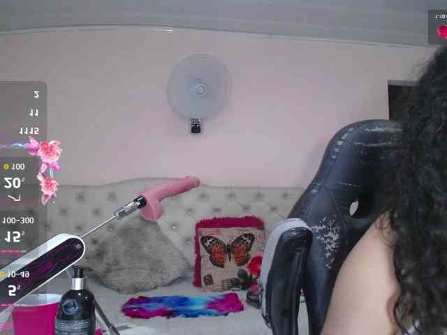 cristal-horny19