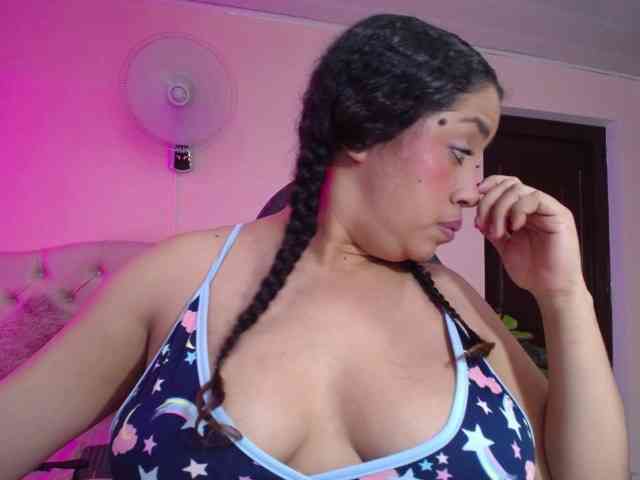 cristal-horny19 webcam