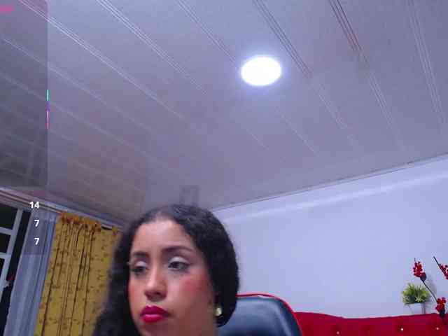 cristal-horny19 webcam