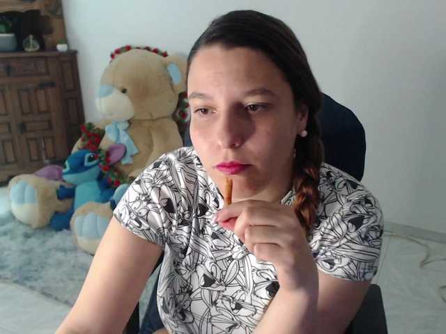 alexa-kiut live webcam show