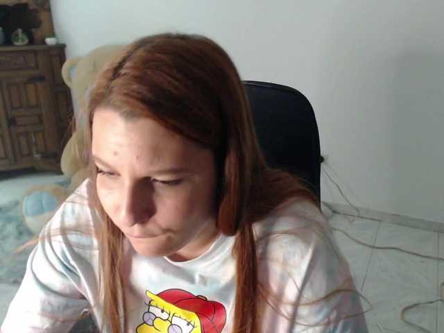 alexa-kiut live cam on BongaCams