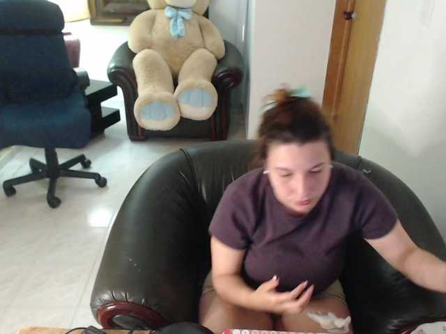 alexa-kiut live cam on BongaCams