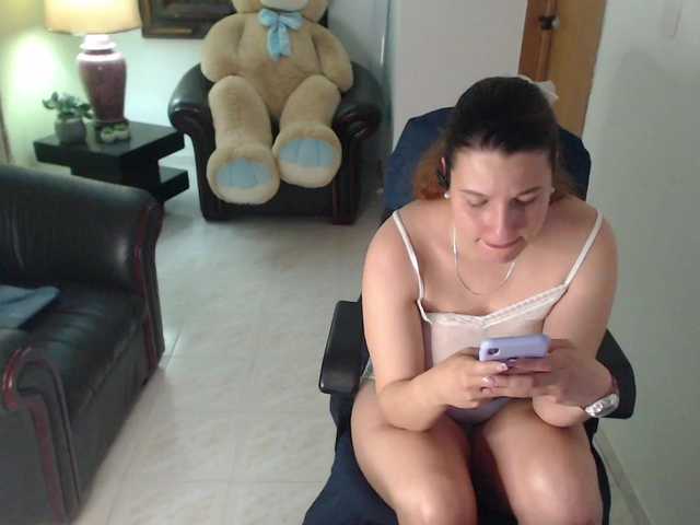 alexa-kiut live webcam show