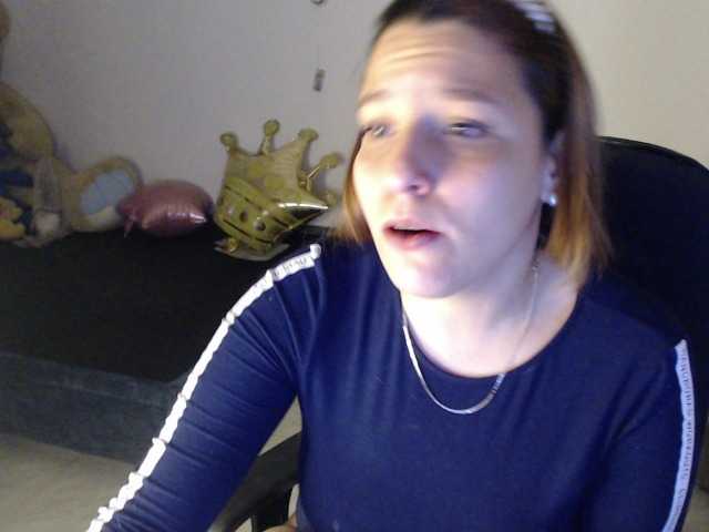 alexa-kiut live cam on BongaCams