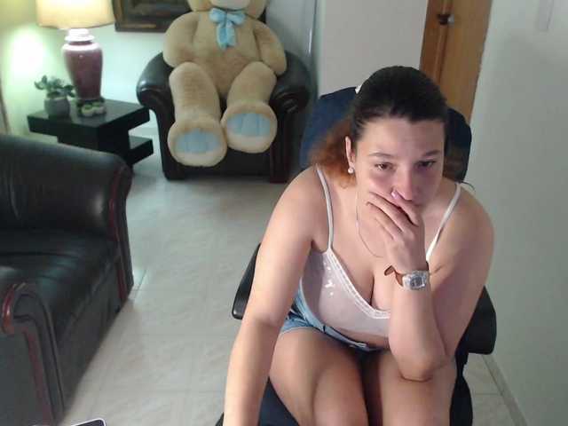 alexa-kiut live webcam show