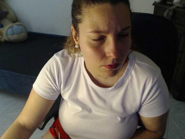 alexa-kiut live cam on BongaCams