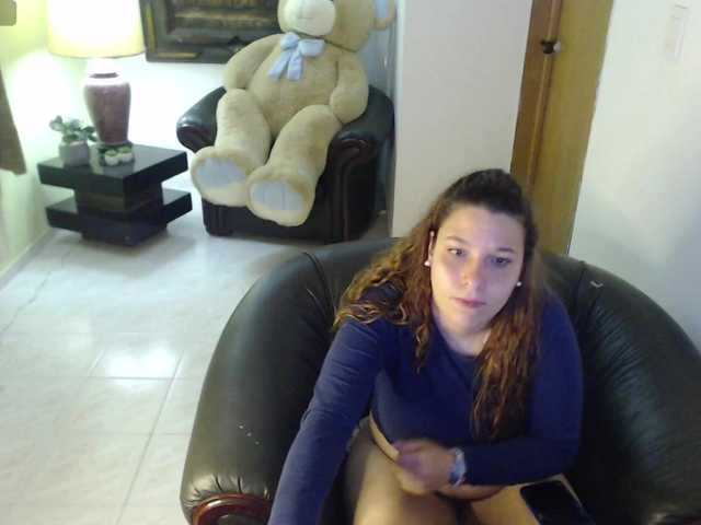 alexa-kiut live cam on BongaCams