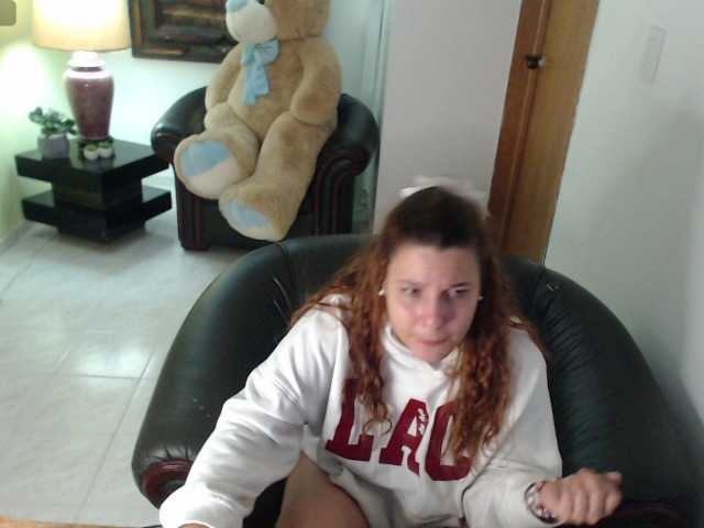 alexa-kiut live cam on BongaCams