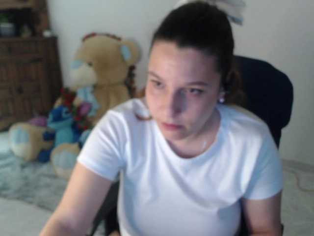 alexa-kiut live webcam show