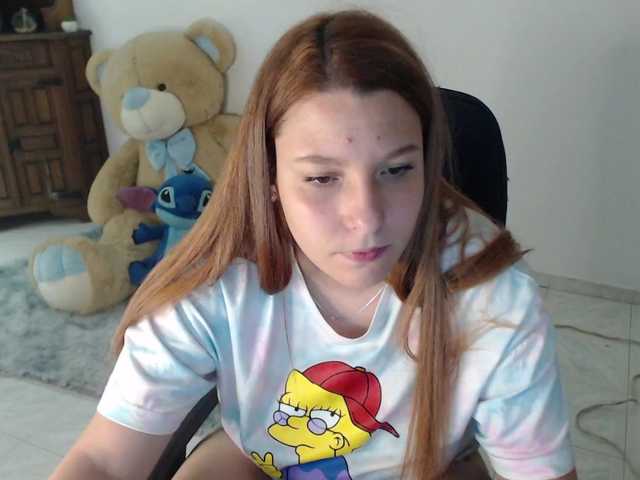 alexa-kiut live cam on BongaCams