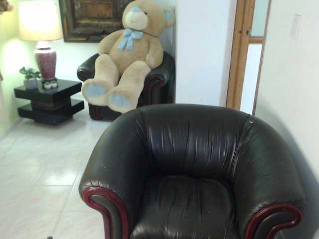 alexa-kiut live cam on BongaCams
