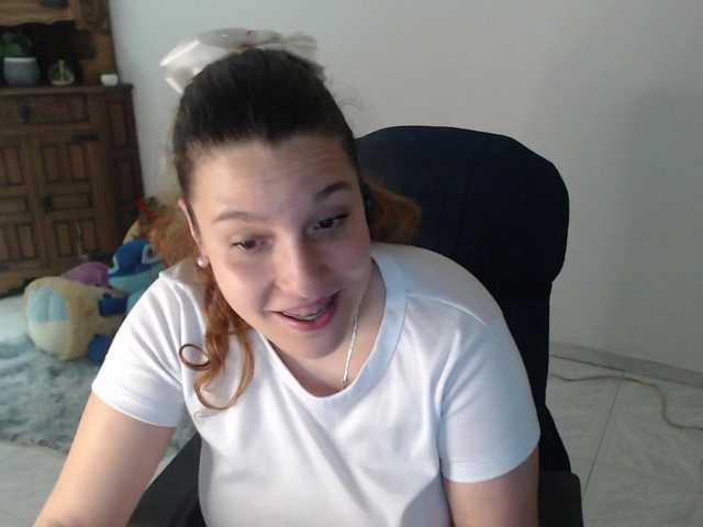 alexa-kiut live webcam show