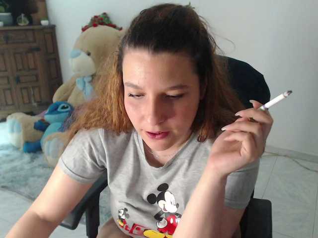 alexa-kiut live cam on BongaCams