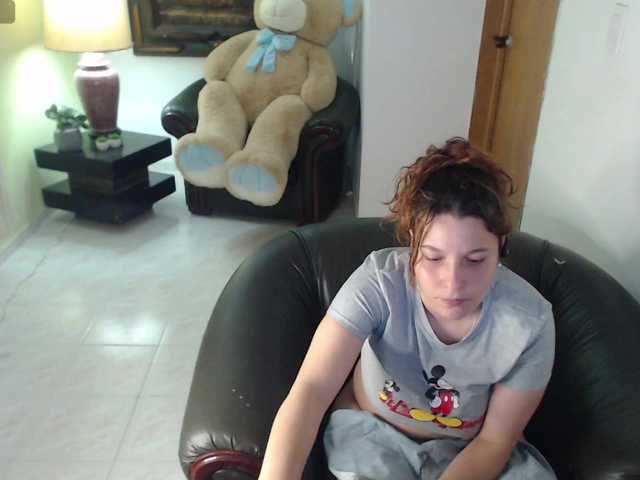 alexa-kiut live cam on BongaCams