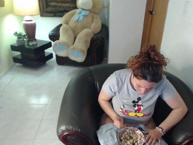 alexa-kiut live cam on BongaCams