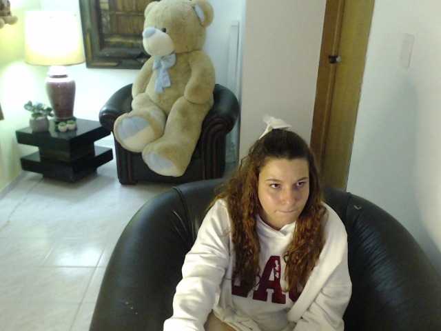 alexa-kiut live cam on BongaCams