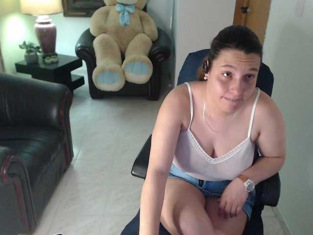 alexa-kiut live webcam show