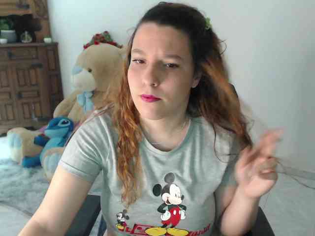 Alexa-kiut - Girl 