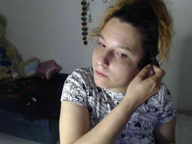Alexa-kiut - Girl 