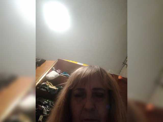 Alina1965 live cam